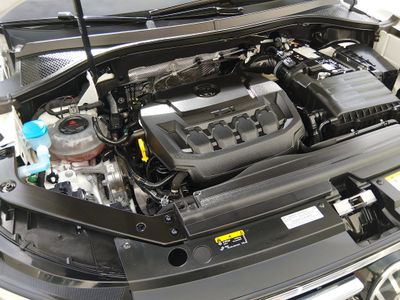 2024 Volkswagen Tiguan - Photo 9