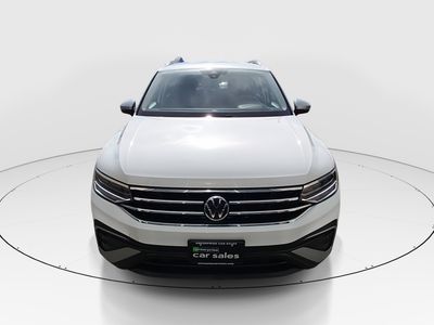 2024 Volkswagen Tiguan - Photo 2
