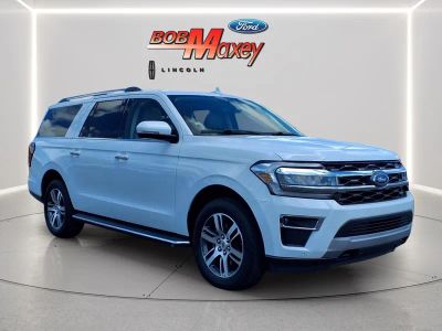 2023 Ford Expedition MAX — rear three-quarter view
