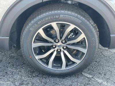2026 Ford Explorer — photo 8 view
