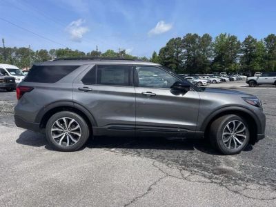 2026 Ford Explorer — side profile view