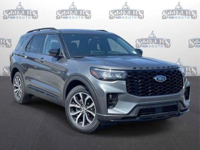 2026 Ford Explorer ST-Line in Gray — front three-quarter view