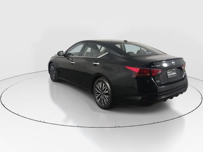 2024 Nissan Altima — detail view