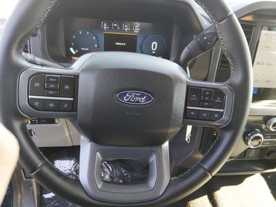 2025 Ford F-150 - Photo 12