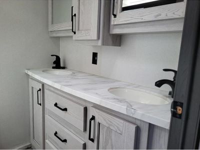 2022 Keystone RV Montana - Photo 26
