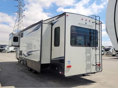 2022 Keystone RV Montana - Photo 4