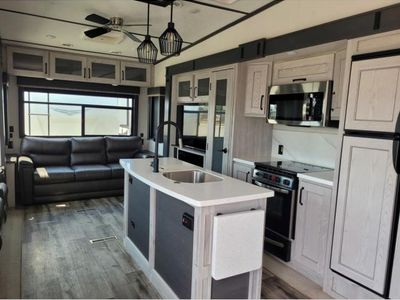 2022 Keystone RV Montana - Photo 14