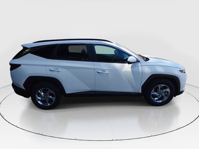 2024 Hyundai Tucson — photo 8 view