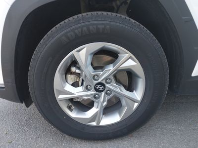 2024 Hyundai Tucson — photo 10 view