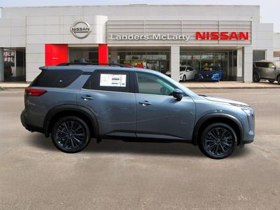 2026 Nissan Pathfinder - Photo 2