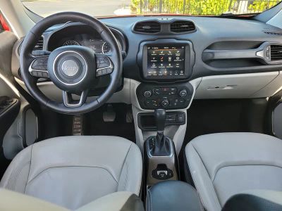 2018 Jeep Renegade — photo 13 view