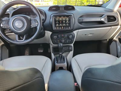 2018 Jeep Renegade — photo 14 view