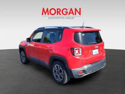 2018 Jeep Renegade — engine compartment view