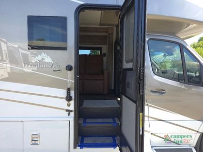 2027 Newmar Freedom Aire - Photo 16