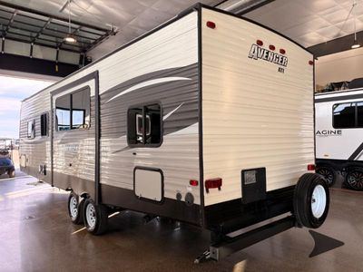 2018 Prime Time RV Avenger ATI - Photo 11
