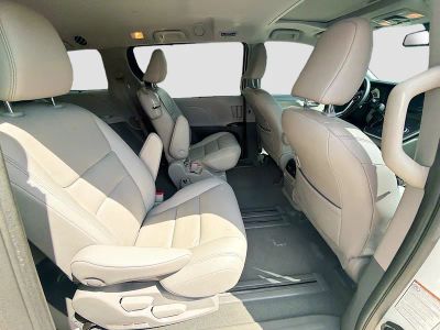 2020 Toyota Sienna — photo 27 view