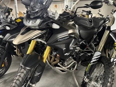 2025 Triumph TIGER 1200 — front three-quarter view