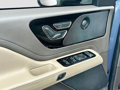 2021 Lincoln Aviator — photo 18 view