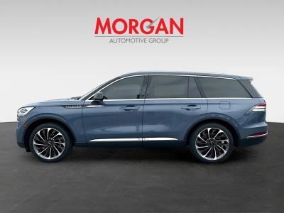 2021 Lincoln Aviator — interior view