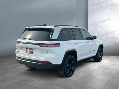 2023 Jeep Grand Cherokee - Photo 6