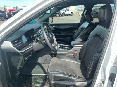 2023 Jeep Grand Cherokee - Photo 9
