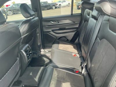2023 Jeep Grand Cherokee - Photo 16