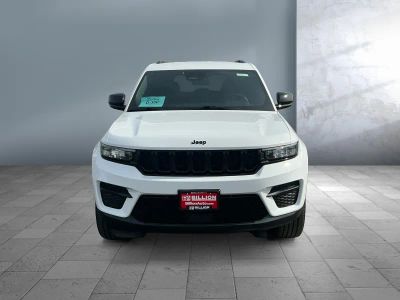 2023 Jeep Grand Cherokee - Photo 2