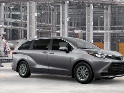 2026 Toyota Sienna — photo 14 view