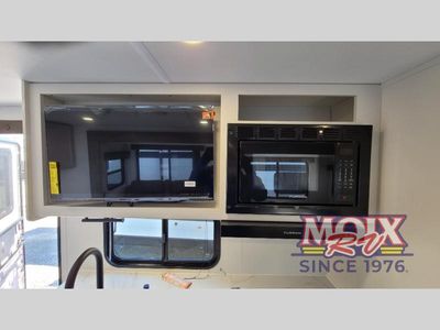 2026 Grand Design Transcend - Photo 13