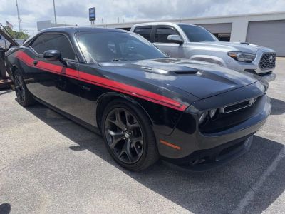 2015 Dodge Challenger - Photo 4
