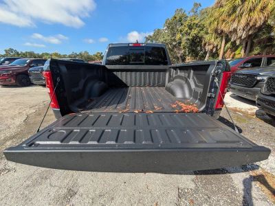 2026 Ram 1500 — photo 11 view