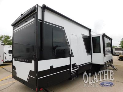 2026 Brinkley Model G - Photo 11