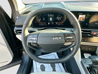 2026 Kia Sportage — photo 11 view