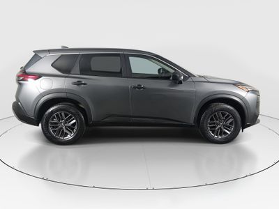 2023 Nissan Rogue — photo 8 view