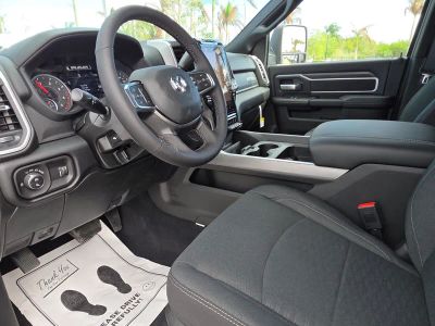 2026 Ram 2500 — photo 13 view