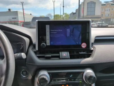2023 Toyota RAV4 — photo 21 view