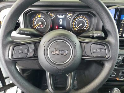 2026 Jeep Wrangler — photo 22 view
