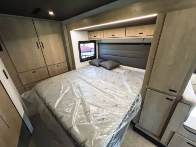 2027 Grand Design LINEAGE SERIES M — photo 13 view
