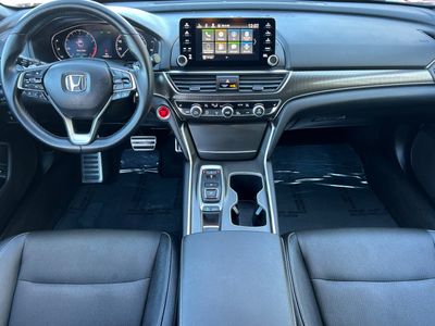 2019 Honda Accord - Photo 3