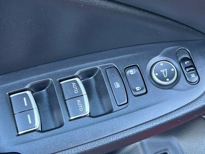 2019 Honda Accord - Photo 13