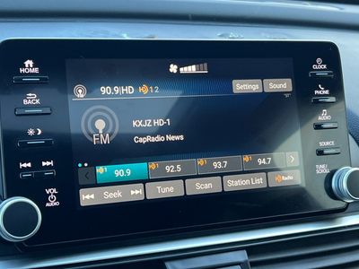 2019 Honda Accord - Photo 19