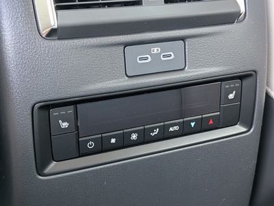 2026 Mazda CX-70 - Photo 16