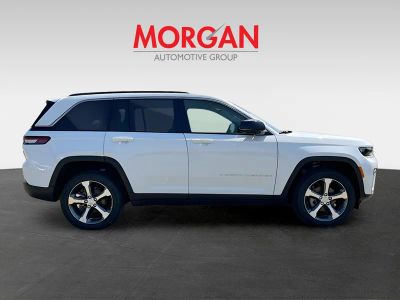 2026 Jeep Grand Cherokee — photo 8 view