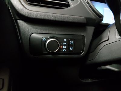 2025 Ford Escape — photo 13 view