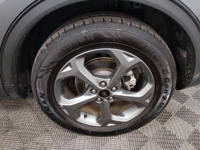 2025 Ford Escape — photo 10 view