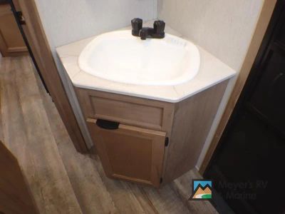 2024 Forest River RV Cherokee Alpha Wolf - Photo 28