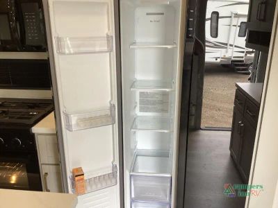 2024 Brinkley Model Z — photo 25 view