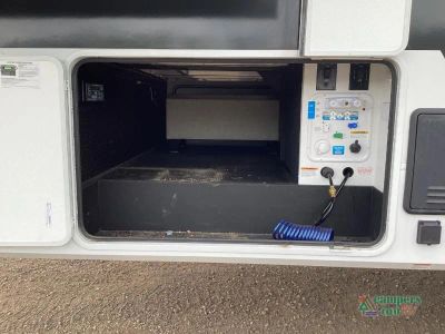 2024 Brinkley Model Z — photo 8 view
