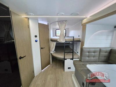 2026 Wildwood X-Lite 263BHXLX — photo 18 view