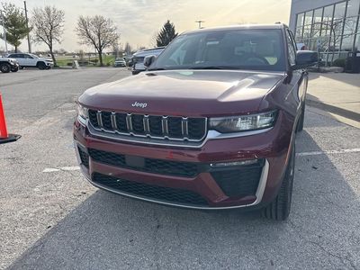 2026 Jeep Grand Cherokee — photo 11 view